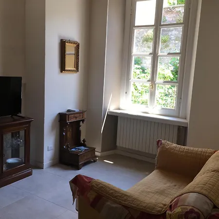 Mario Lupo Apartment